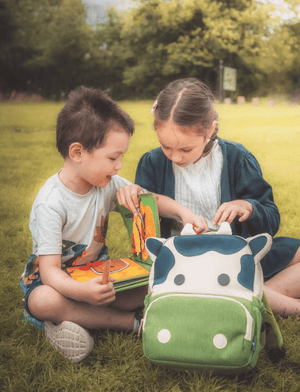 How Do You Use Busy Books to Combat 'Popcorn Brain' in Digital Native Kids?