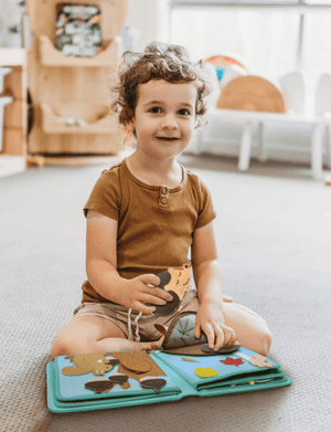 Following Multi-Step Directions with Busy Books: Building Listening and Sequencing Skills