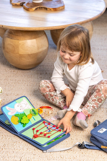The Ultimate Toddler Morning Routine Busy Book: 15 Quiet Activities That Buy Parents 30 Minutes